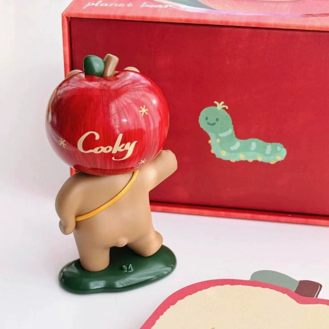 Planet Bear Apple Cooky Figure