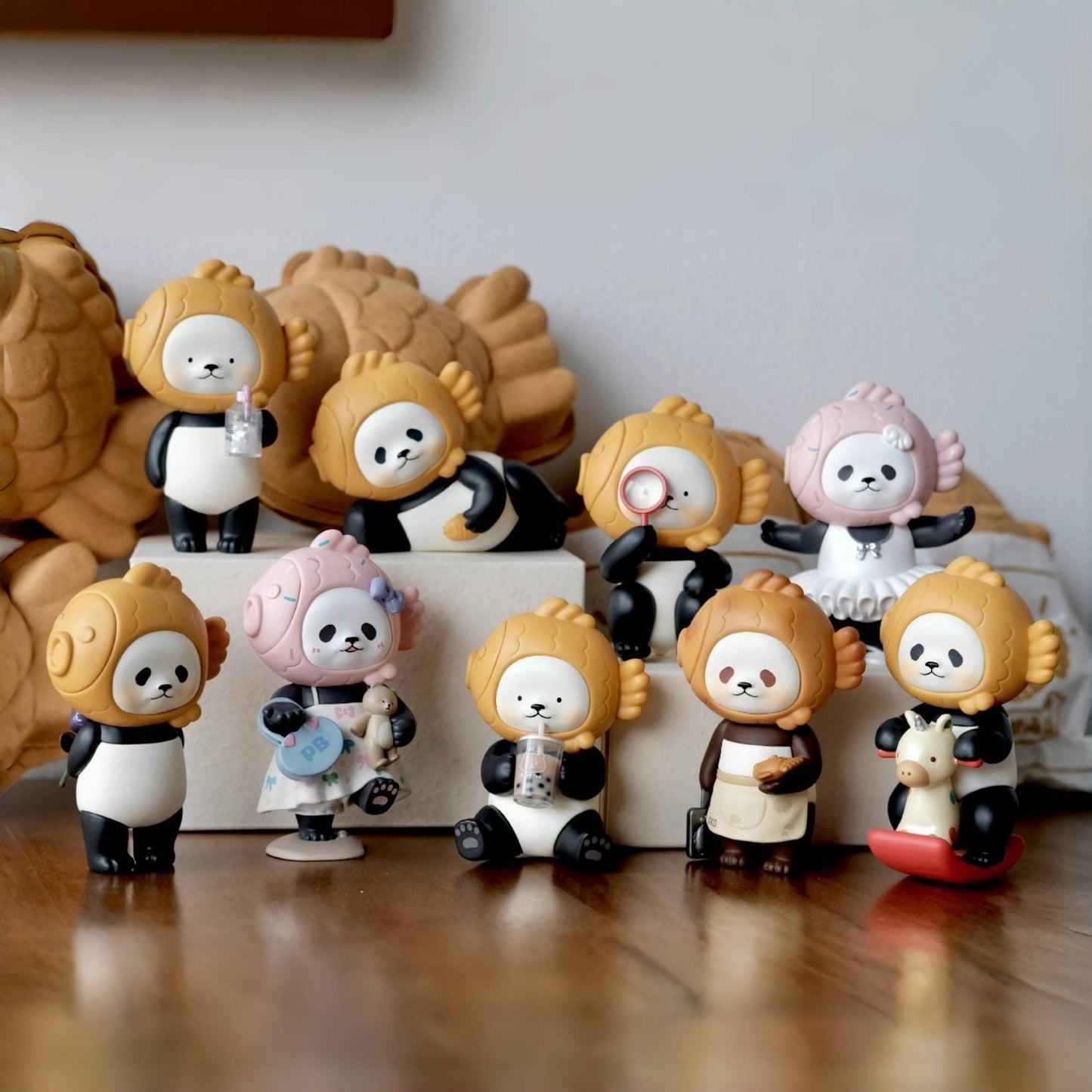 Planet Bear Taiyaki PanPan blind box figure