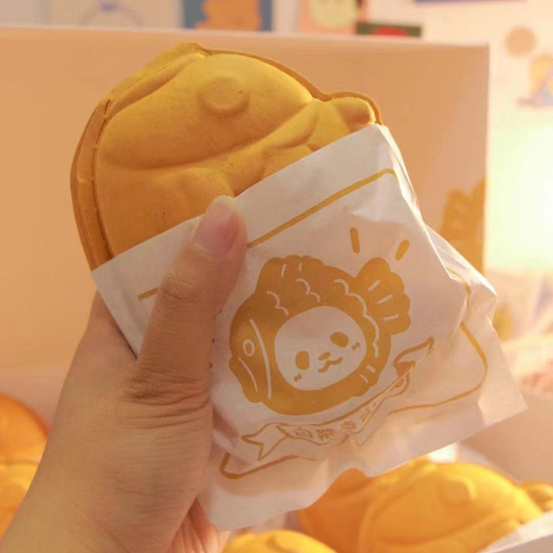 Planet Bear Mini Taiyaki PanPan Series – Blind Box Collectible Figures