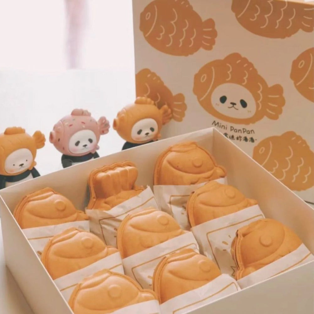 Mini PanPan collectible figure in taiyaki design