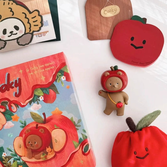 Planet Bear Apple Cooky Figure